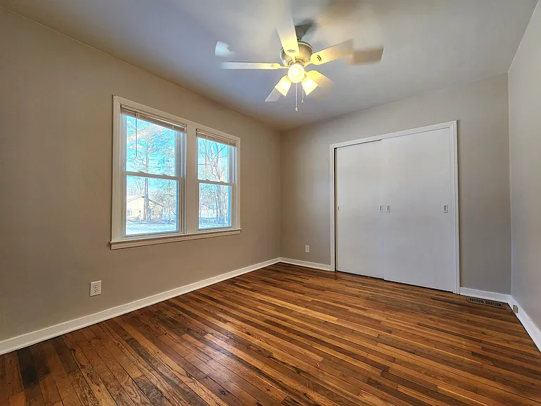 4449 S Saginaw Rd — Photo 7