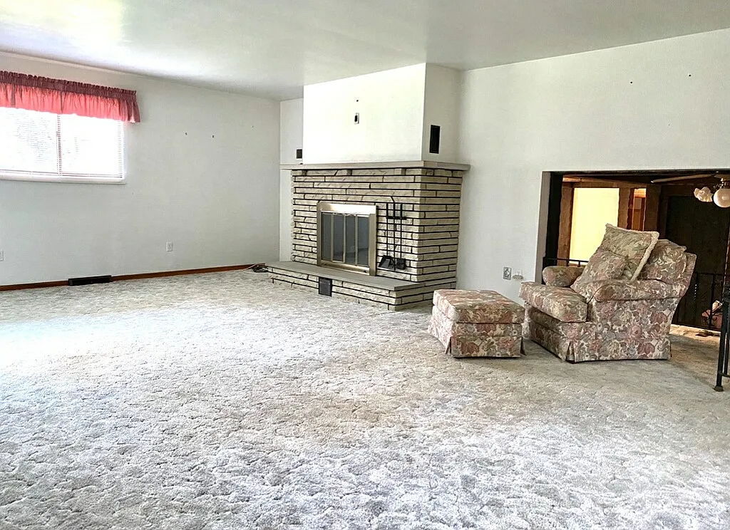 57 Simon Rd photo 1