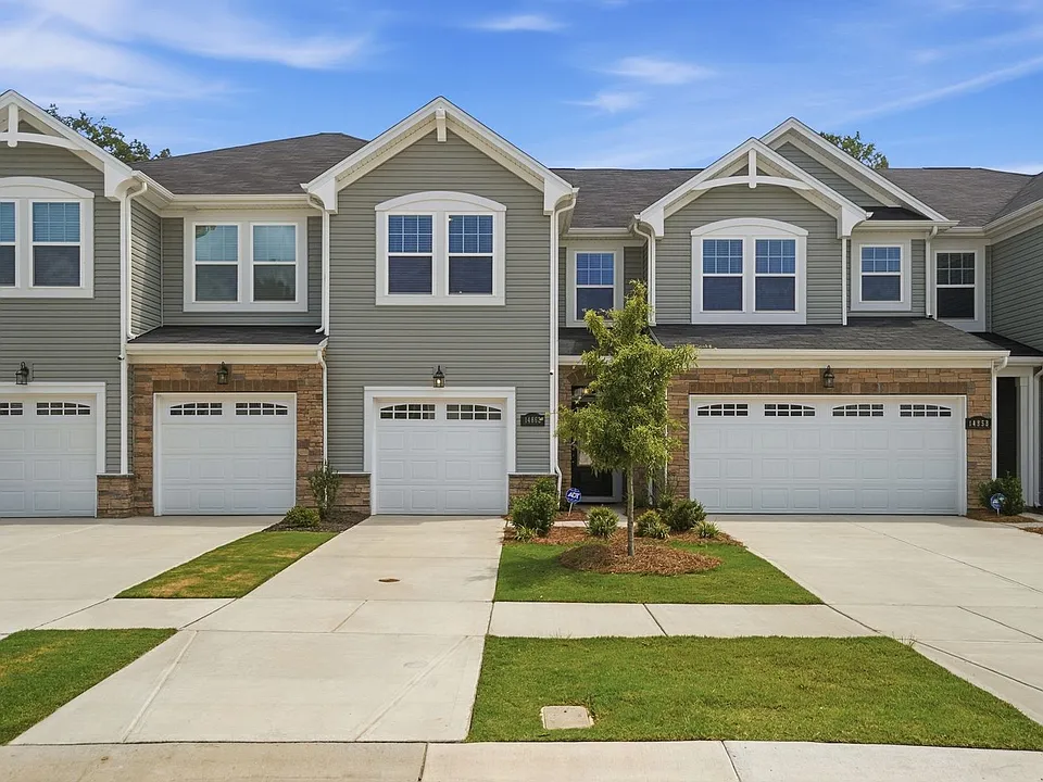 14862 Tamarack Dr