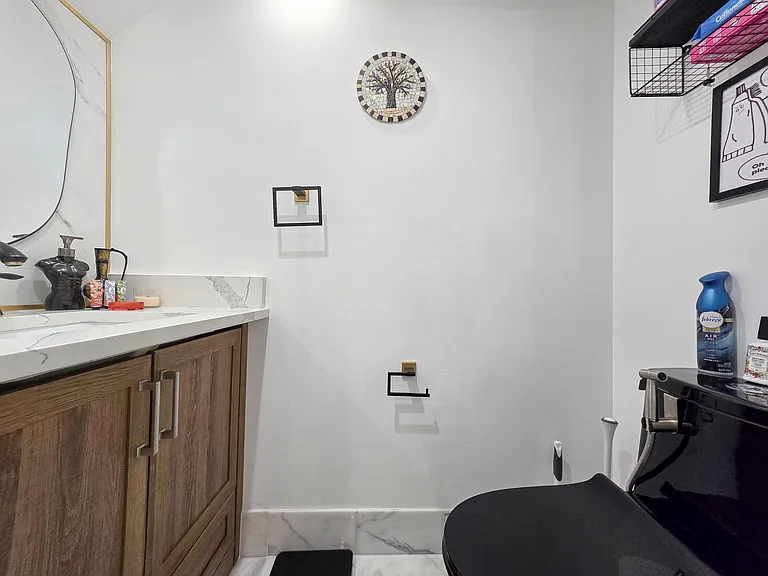 1877 NE 15th Ave #1877 — Photo 9