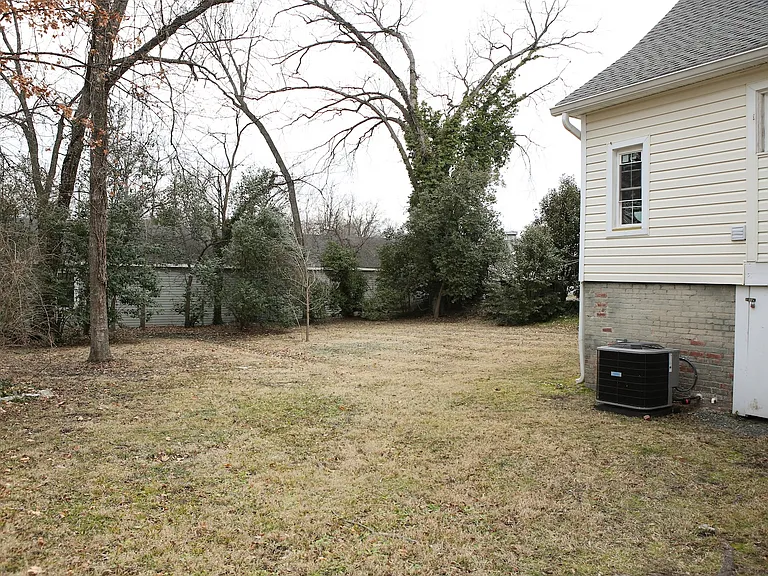 407 N Cedar St #B — Photo 6