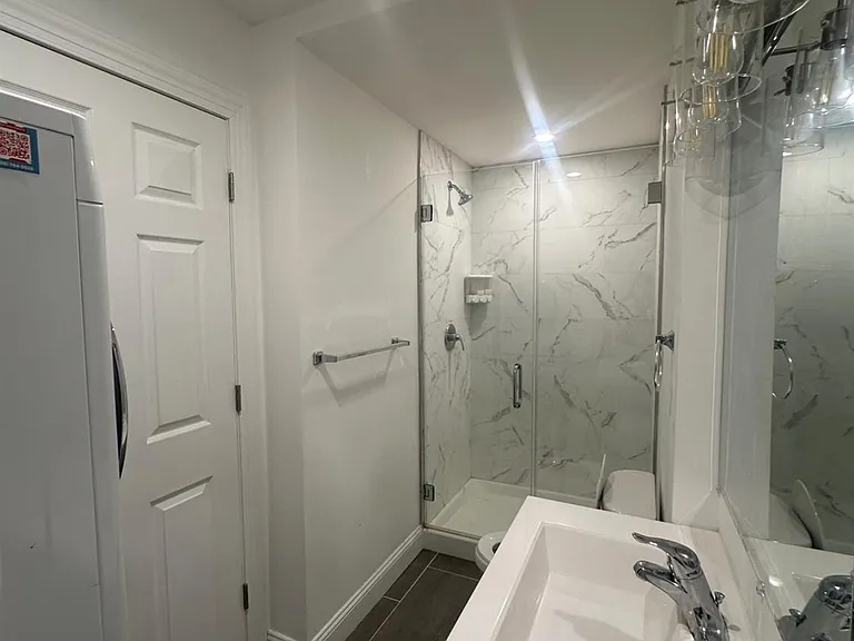 35 2nd St #1 — Photo 13