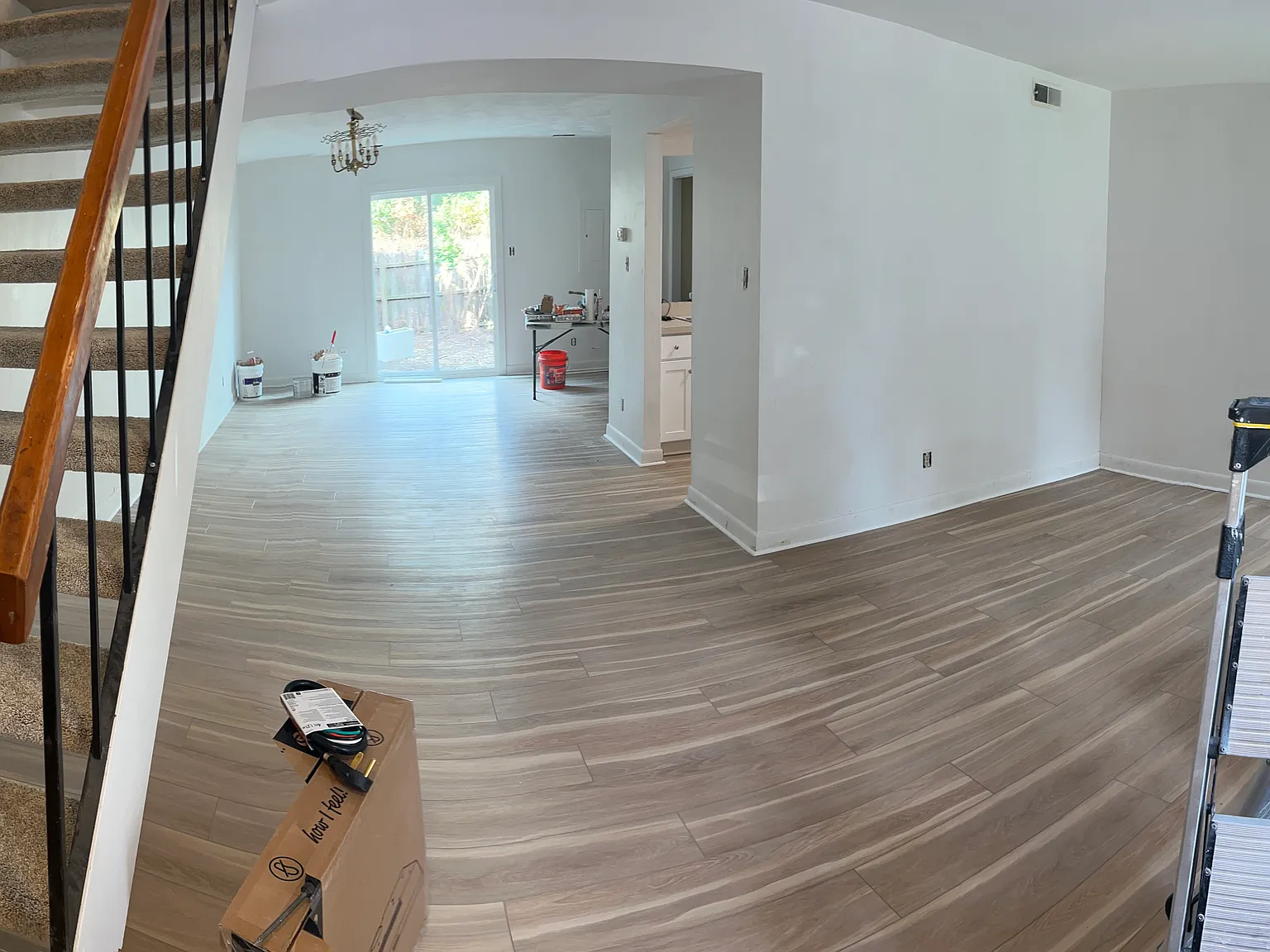 2 bed, 1.5 bath, 1262 sqft, $1,700 — Photo 2