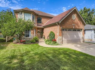 816 S Spring Rd, Elmhurst, IL 60126