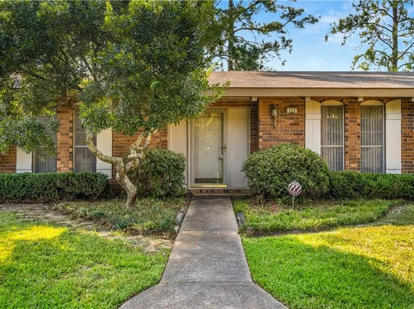 255 Fendler Pkwy, Pineville, LA 71360