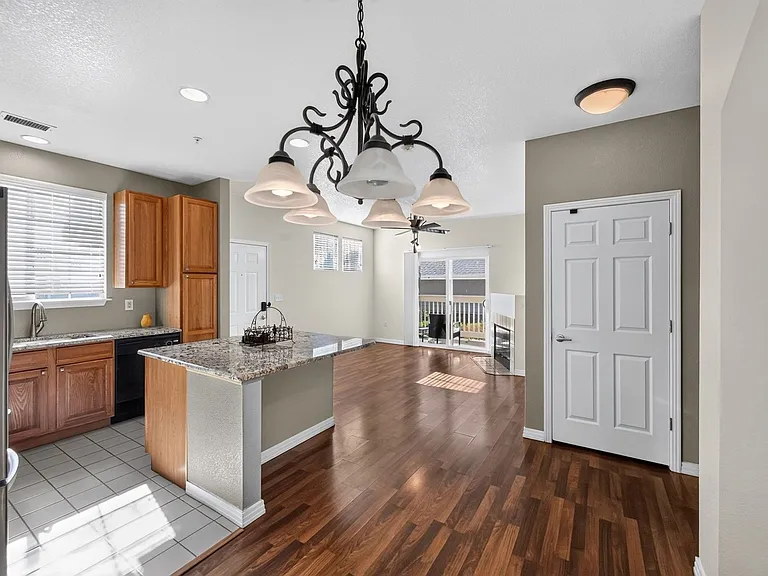 9441 Ashbury Cir #102 — Photo 4