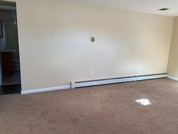 3rd image of 312 Wyona Ave
