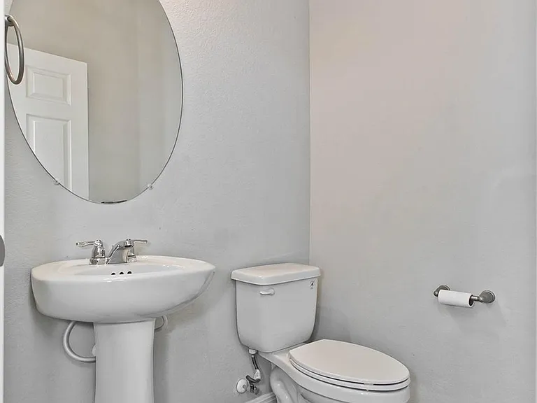 9802 Tanglemede St — Photo 19