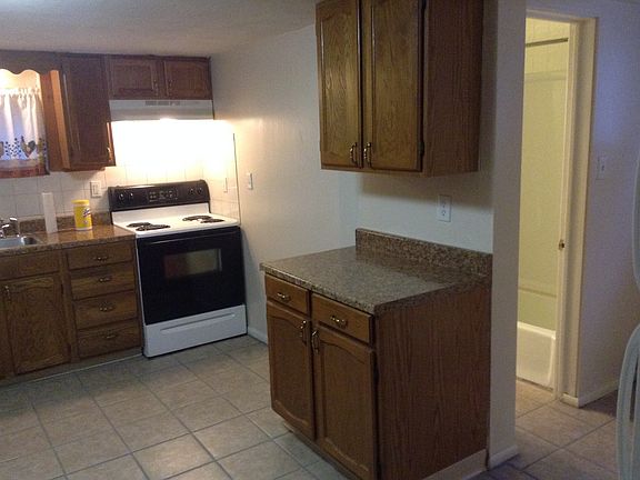 4th image of 5436 Elm St