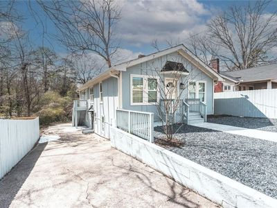 1764 Spring Ave, East Pt, GA, 30344