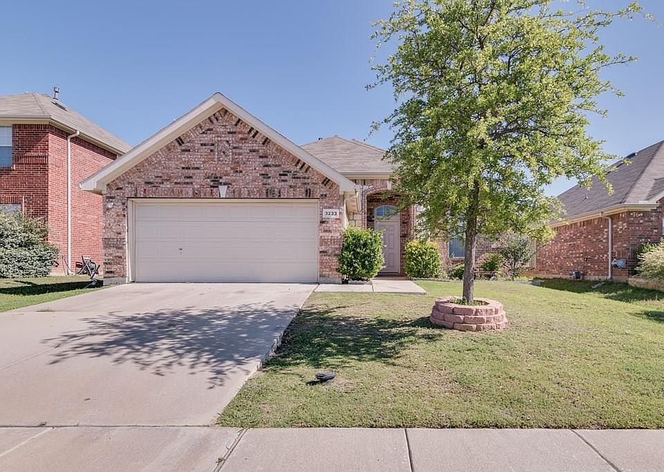 1st image of 3233 Chesington Dr