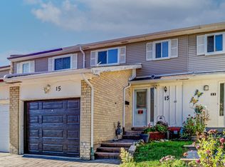 15 Lowry Sq, Toronto, ON M1B 1N7