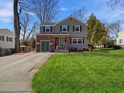 85 Newbury St, Lowell, MA, 01851