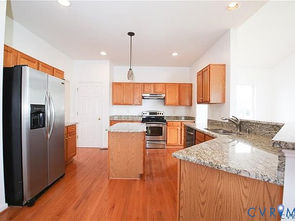 4th image of 3816 Morton Dr