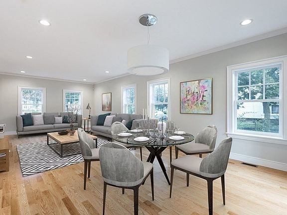 4th image of 295 Broadway Unit 295