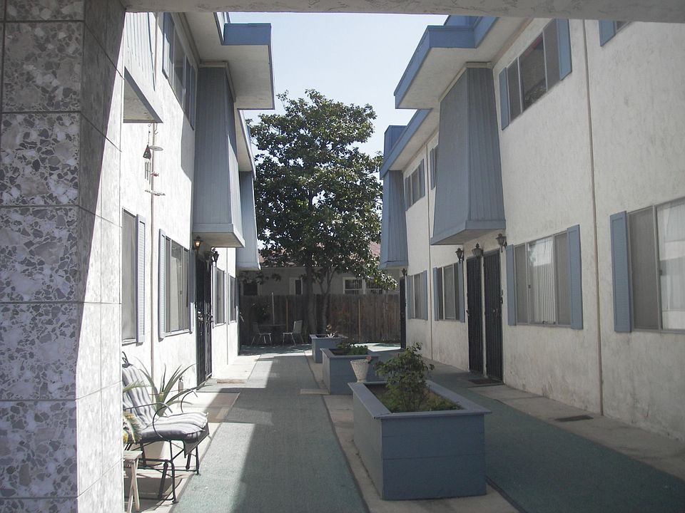 1st image of 475 4th Ave APT G