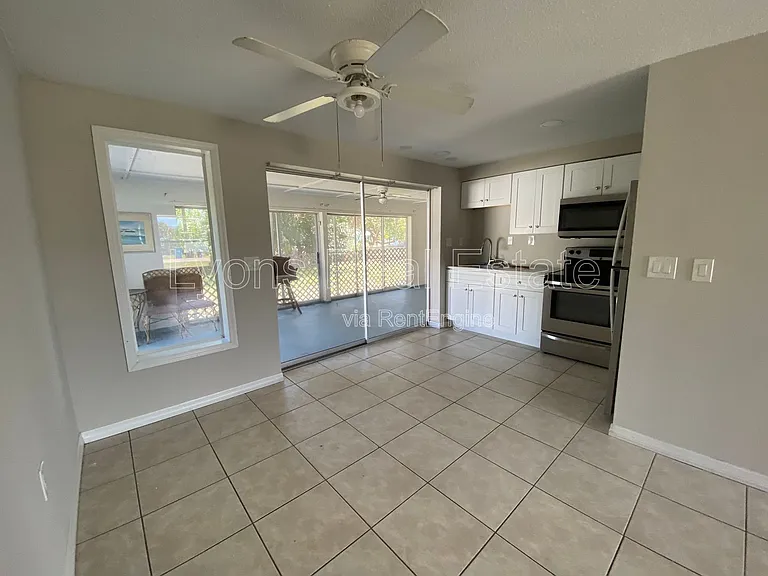 11310 Linda Loma Dr — Photo 5