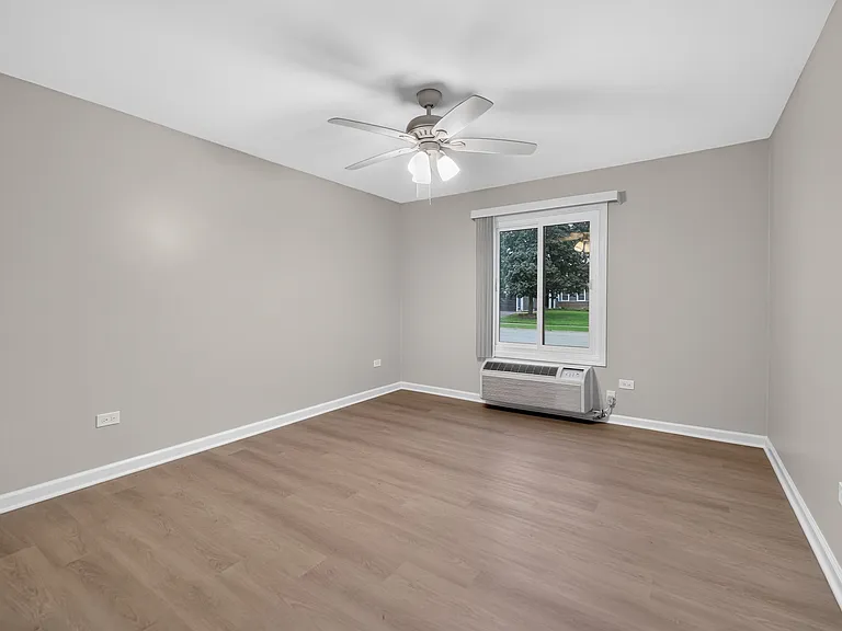 718 Rodenburg Rd #206 — Photo 23