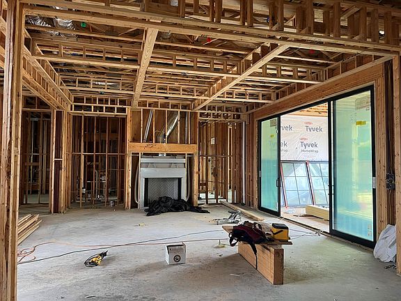 5th image of 8002 Anadell St