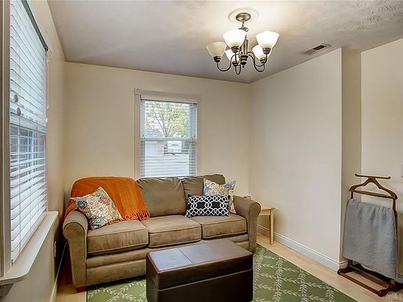 5th image of 315 Dunnigan Dr