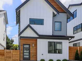 4722 37th Ave SW #B, Seattle, WA 98126