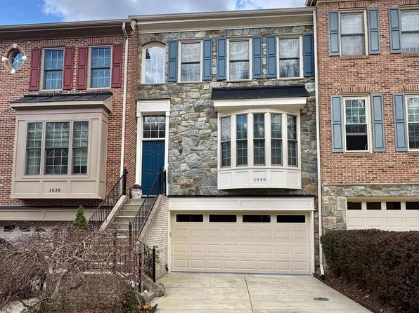 1040 Grand Oak Way, Rockville, MD 20852