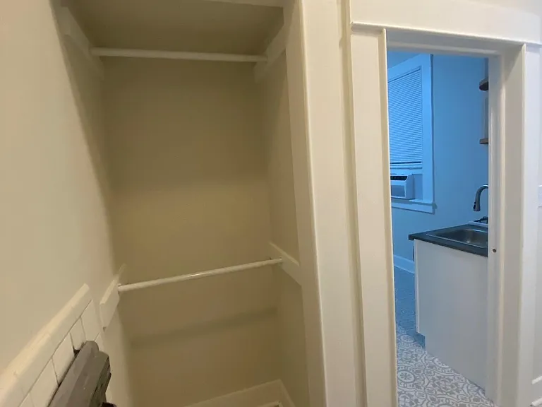 1008 3rd St #3 — Photo 11
