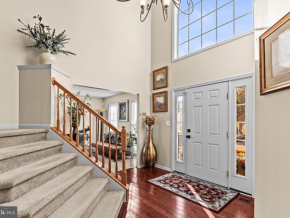 5th image of 7619 Seneca Ridge Dr