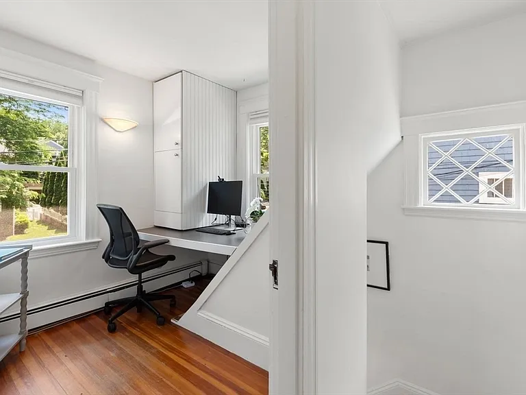 31 Fountain Rd #1 — Photo 24