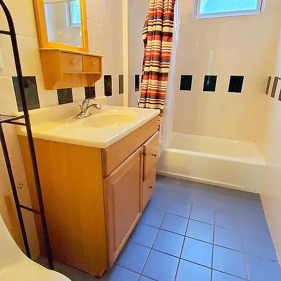 64 Oxford St #2 — Photo 12