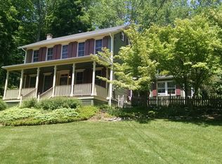 90 Rutherford Dr, Belvidere, NJ 07823