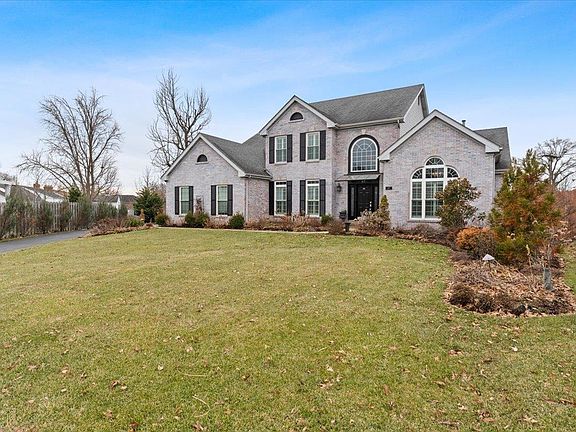 5th image of 57 Yorkshire Lane Ct