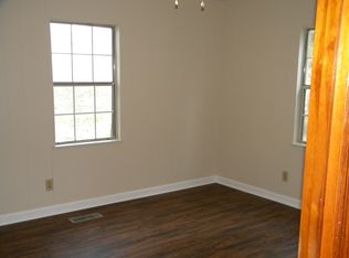 1612 Sweetwater Vonore Rd, Sweetwater, TN 37874