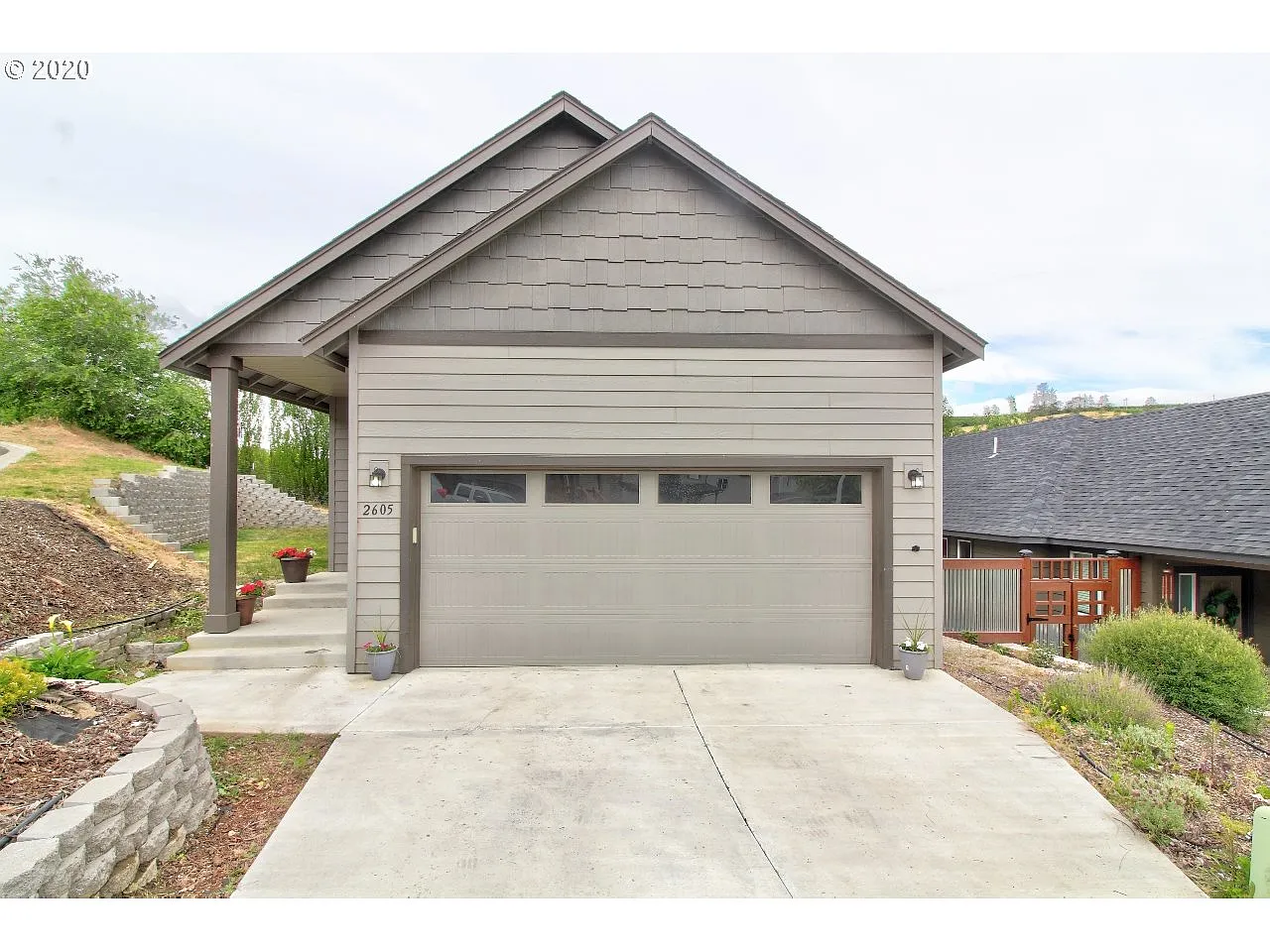 2605 Ericksen Way photo 1