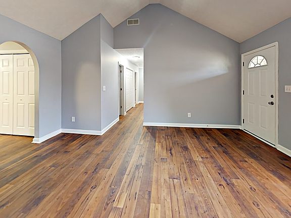 3rd image of 603 Magnolia Dr