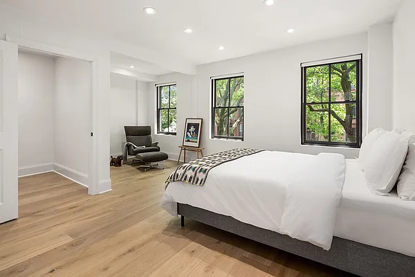 Rented by Nest Seekers International | media 9