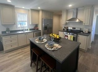 528 Cimarron, Lake Elmo, MN 55042