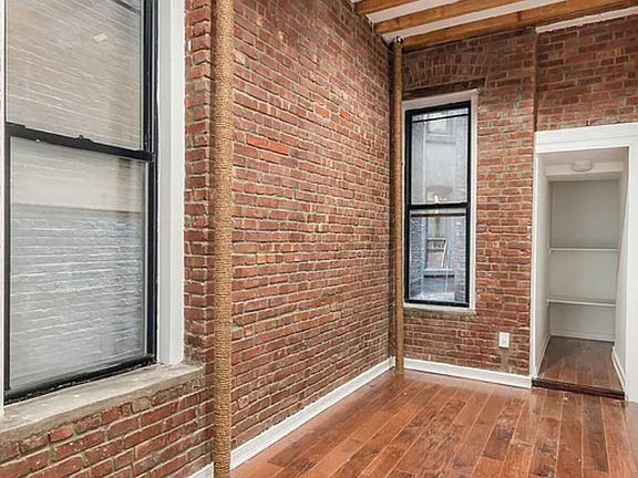 3rd image of 53 Monroe St APT 1