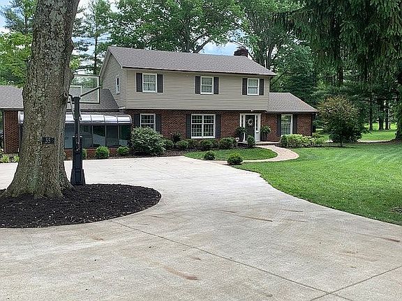 2nd image of 55 Mead Dr