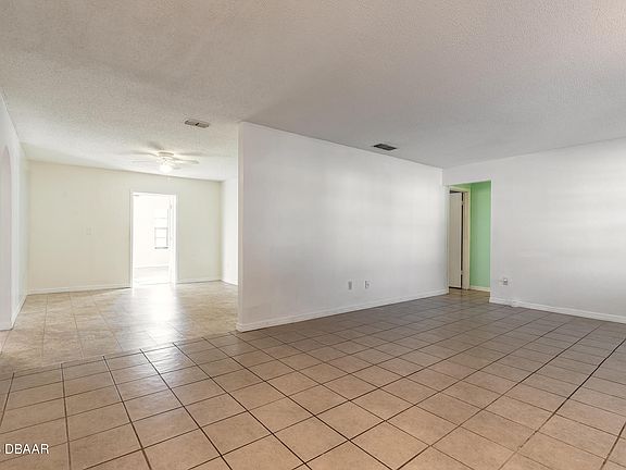 4th image of 1210 Mellisa Dr