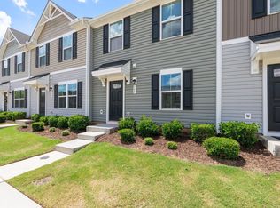 533 Hampton Townes Dr, Greenville, SC 29617