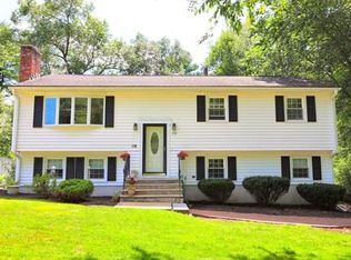 130 Walnut Rd, Tewksbury, MA 01876