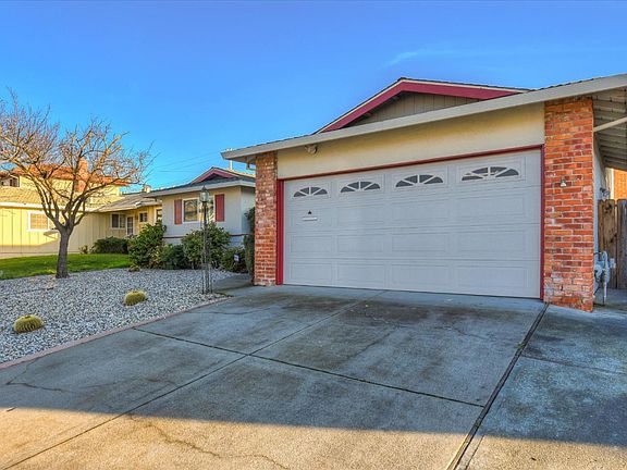 2nd image of 1510 Mount Shasta Ave