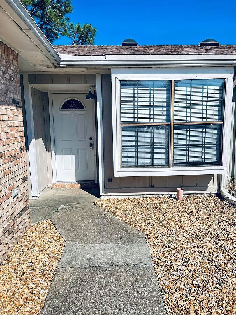 413 Odin Lane — Photo 2