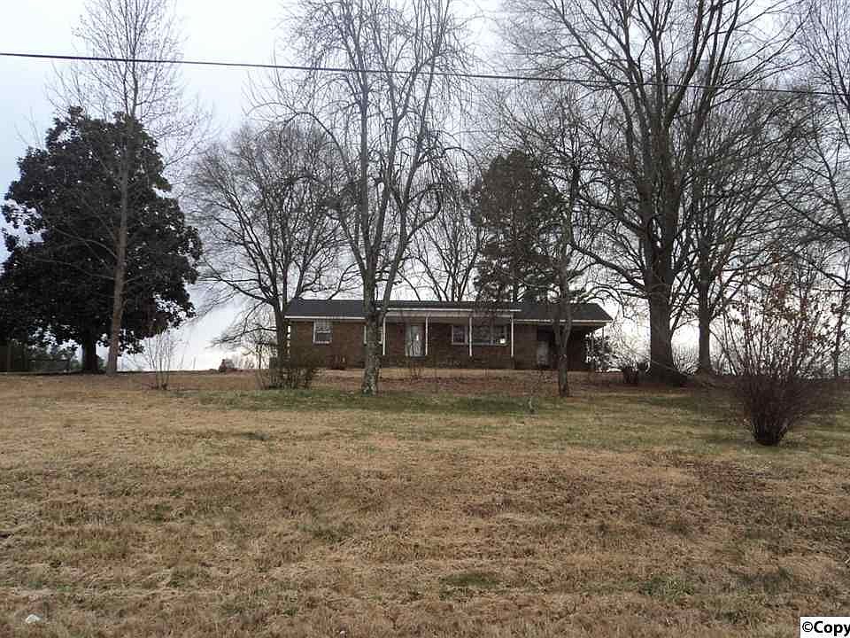 2nd image of 1976 Church Ave