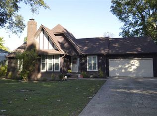 90 Ridgeoak Pl, Jackson, TN 38305