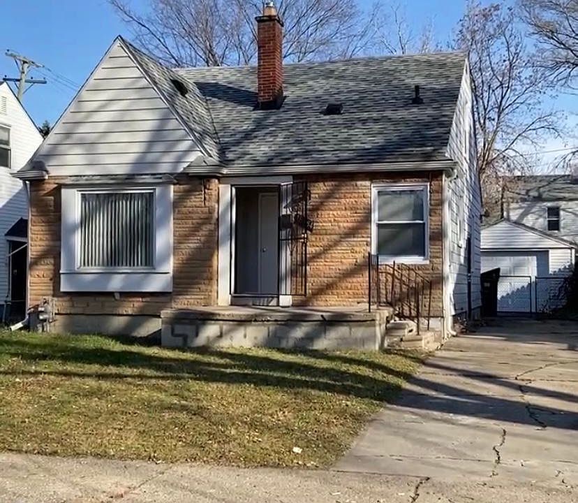 2nd image of 18984 Vaughan St