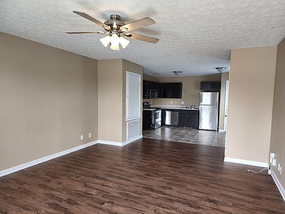 2nd image of 101 Solid Rock Ct APT B