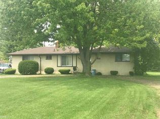 46127 Jefferson Ave, Chesterfield, MI
