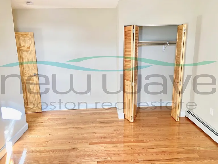 586 Massachusetts Ave #4 — Photo 5